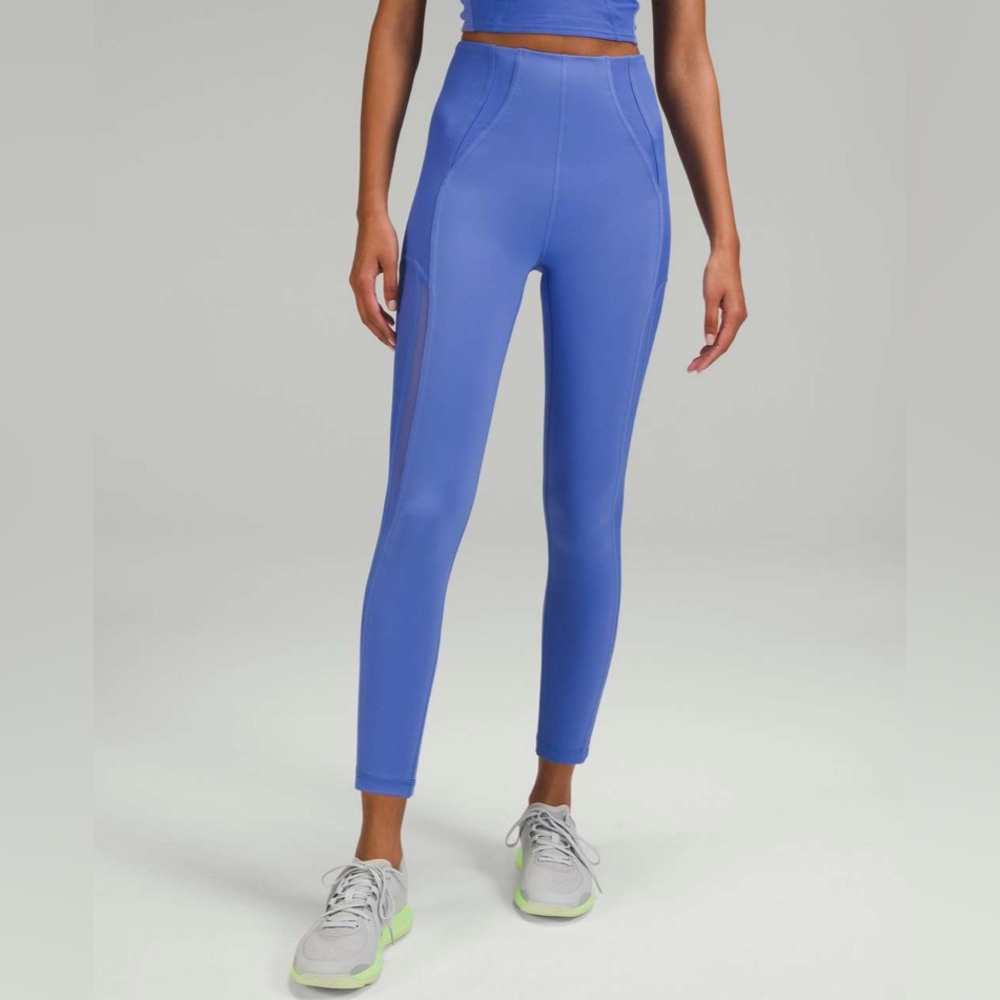 SOLD Lululemon Everlux and Mesh Super-High-Rise Training Tight 25" in Wild Indi - Picture 1 of 5